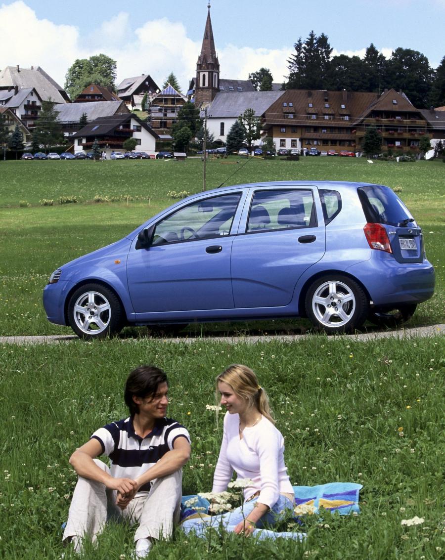  Daewoo Kalos 5-Door 2002 года  (WW) (фото 13 из 40)